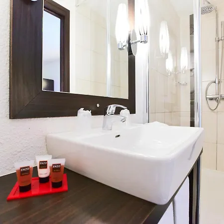 Enzo Reims Hotel