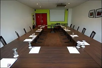 Enzo Reims Hotel Tinqueux