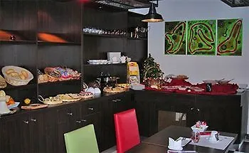 Enzo Reims Ξενοδοχείο