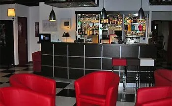 Hotel Enzo Reims By Kyriad Direct 3*